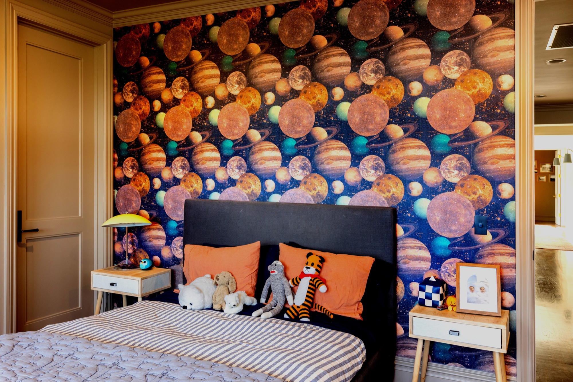 Custom bedroom finish work by M2